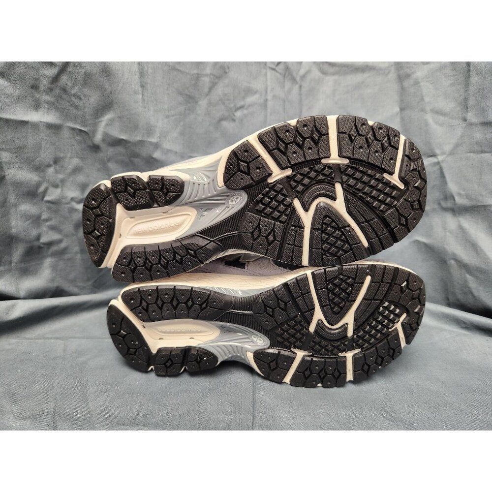New Balance Boys 2002 Sneakers GC2002ST Suede Grey Size 6 NEW IN BOX! - Picture 11 of 11
